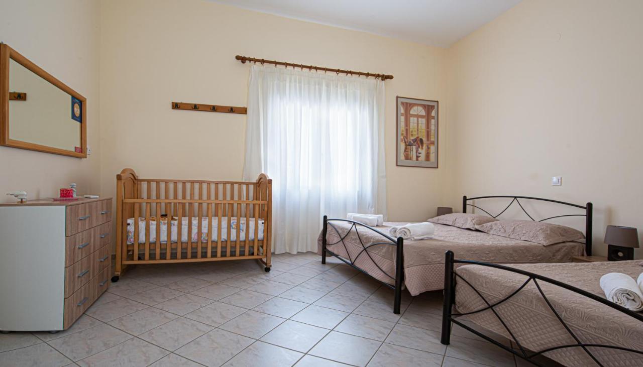 Palm Beach House Sfinárion المظهر الخارجي الصورة