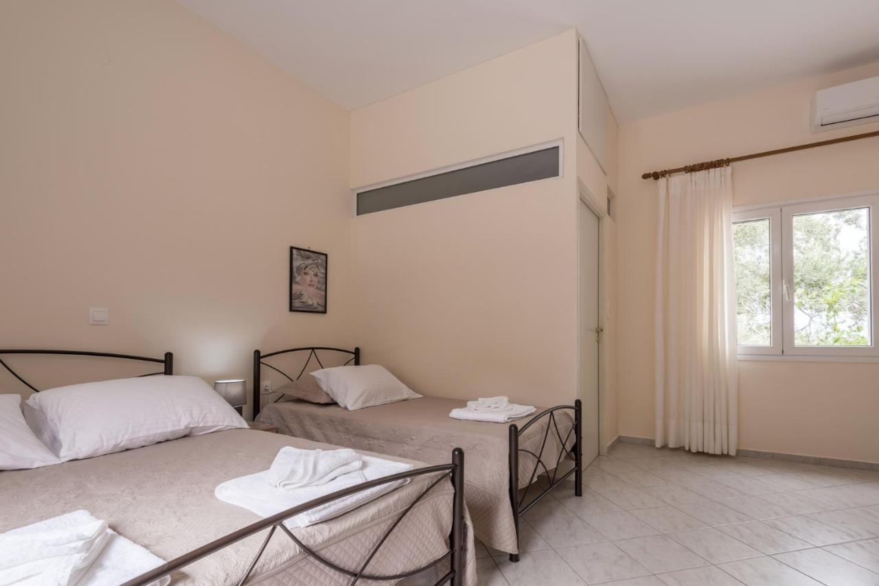 Palm Beach House Sfinárion المظهر الخارجي الصورة