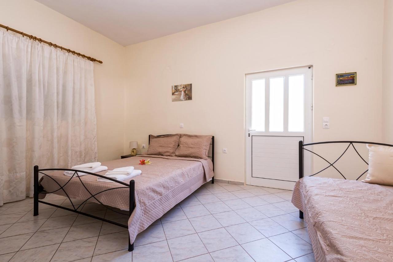 Palm Beach House Sfinárion المظهر الخارجي الصورة